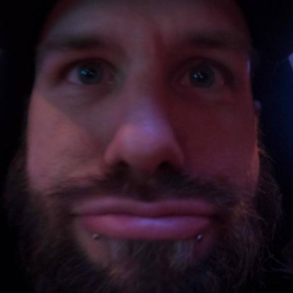 elliot009